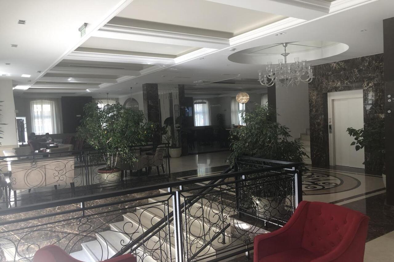 טרביניה Hotel Central Park מראה חיצוני תמונה