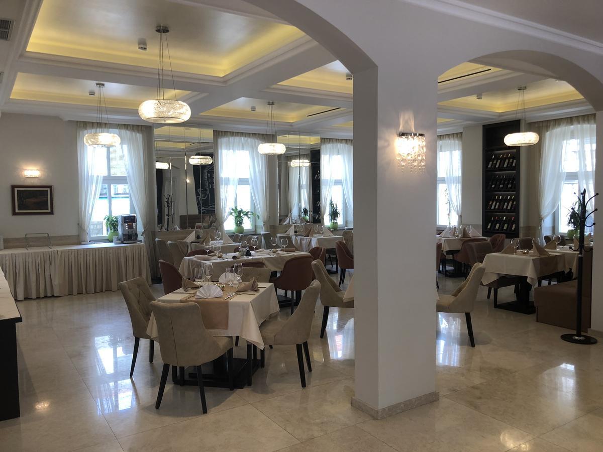 טרביניה Hotel Central Park מראה חיצוני תמונה