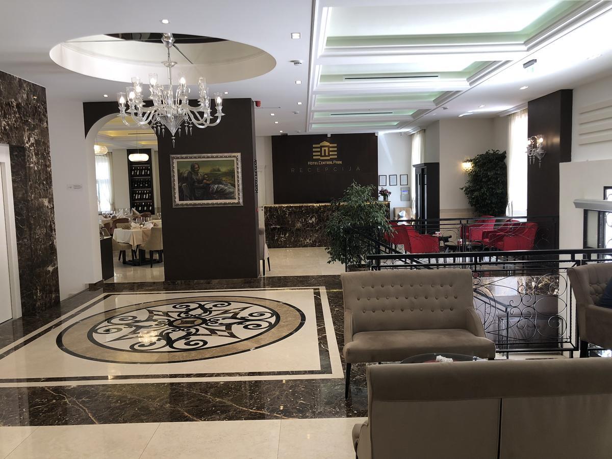 טרביניה Hotel Central Park מראה חיצוני תמונה