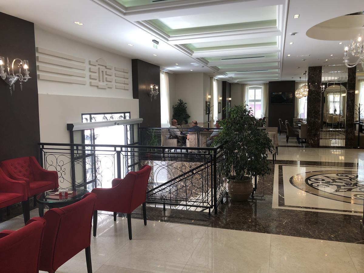 טרביניה Hotel Central Park מראה חיצוני תמונה